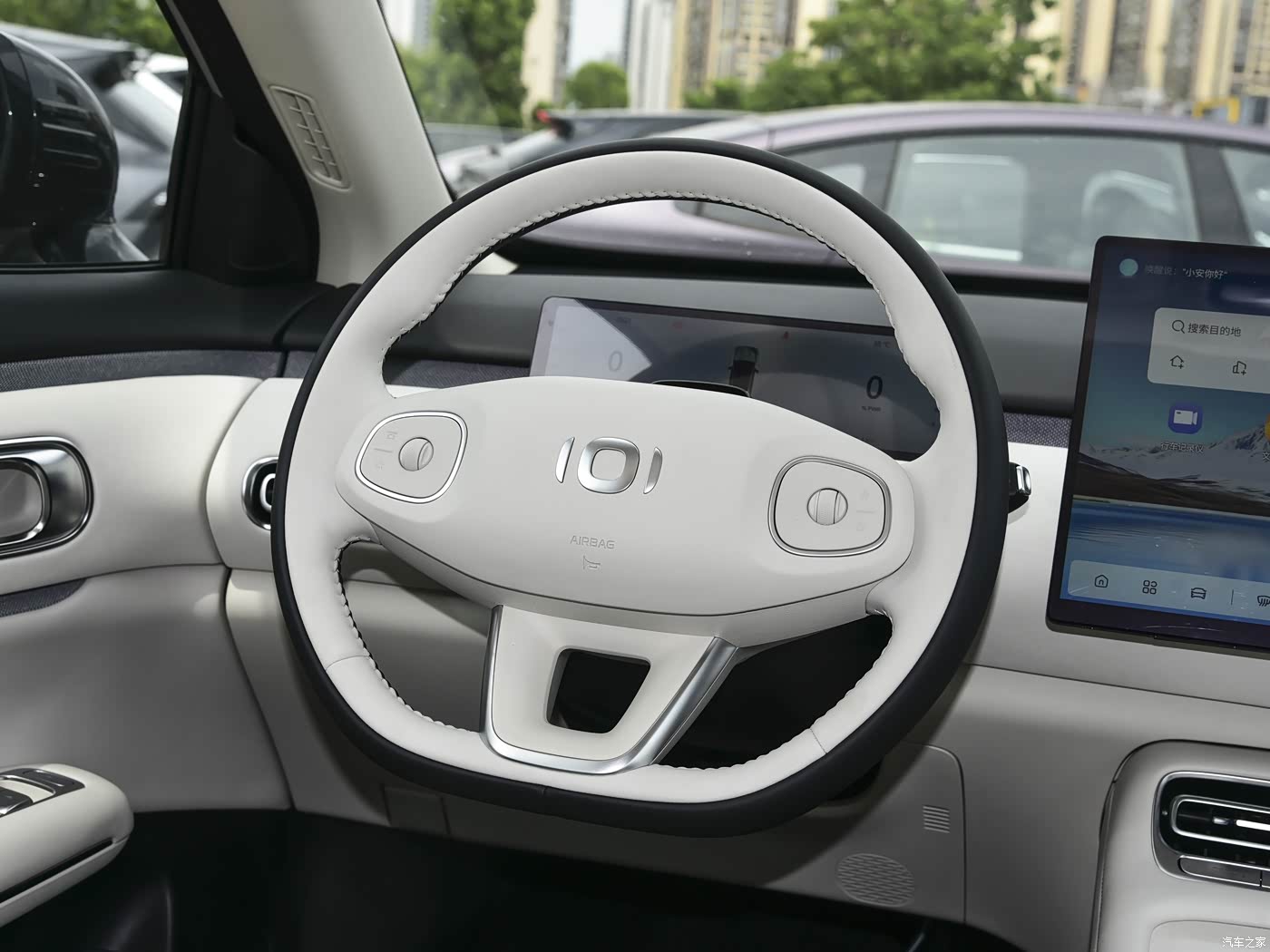 Changan Qiyuan Q05 — руль и приборная панель